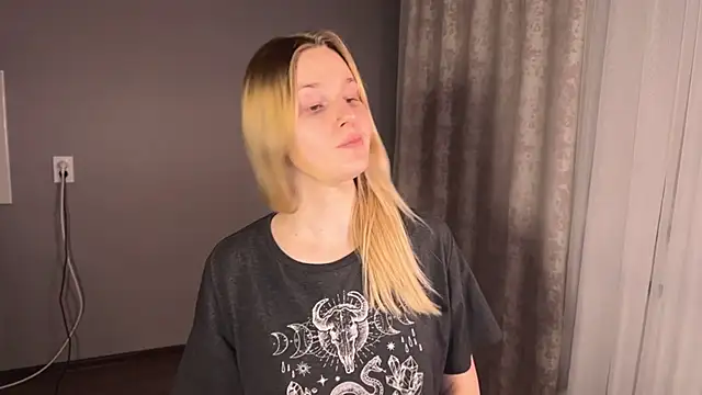 Chanel Gill online show from 12/27/24, 06:53