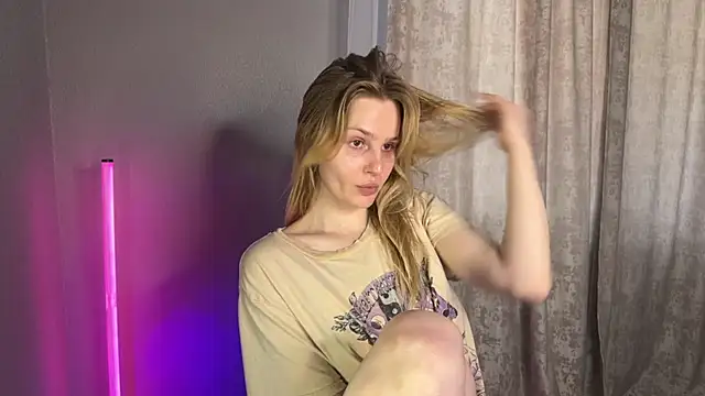 Chanel Gill online show from 01/08/25, 09:00