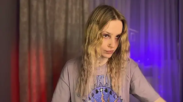 Chanel Gill online show from 02/07/25, 06:02