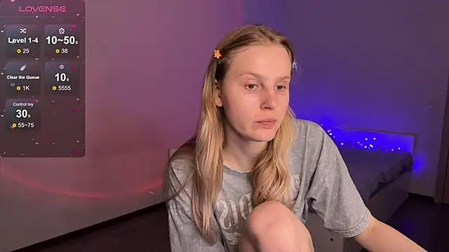 Chanel Gill online show from 03/12/25, 06:40