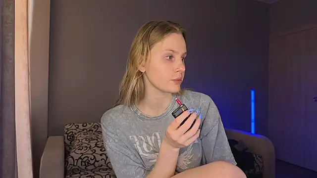 Chanel Gill online show from 03/13/25, 10:47