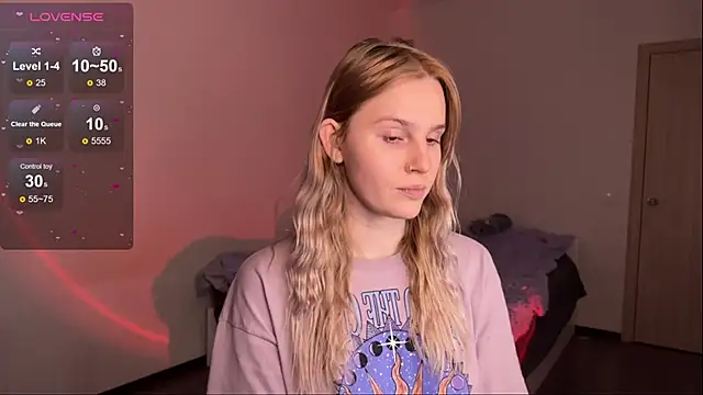 Chanel Gill online show from 03/23/25, 08:15