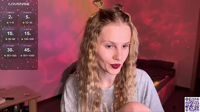 Chanel Gill online show from 09/28/25, 06:24