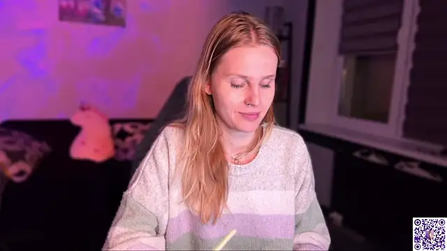 Chanel Gill online show from 11/16/25, 07:19