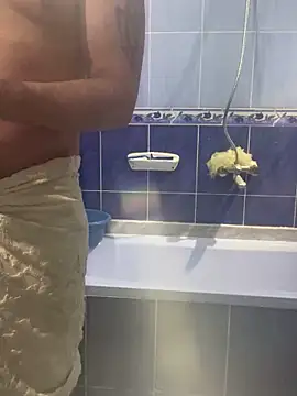 Snapshot of Arabien_Pharaoh- chatting on 03/20/25, 02:40 Arabien Pharaoh- online show from 03/20/25, 02:40