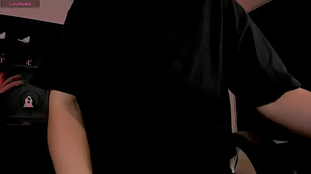 Snapshot of JennaOlsonX chatting on 10/10/25, 06:51 JennaOlsonX online show from 10/10/25, 06:51