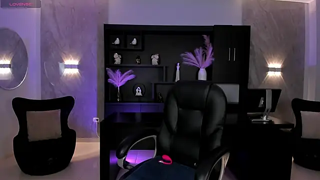 JennaOlsonX online show from 12/01/25, 06:02