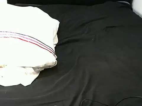 Snapshot of Sweettkendy chatting on 09/10/25, 07:52 Sweettkendy online show from 09/10/25, 07:52