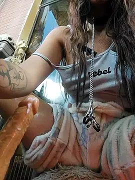 k lebannon online show from 10/30/25, 07:25