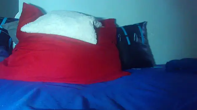 Queenofthenightx online show from 02/18/25, 05:31