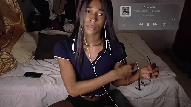 Snapshot of CocoChannelll chatting on 07/15/26, 03:34 CocoChannelll online show from 07/15/26, 03:34