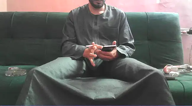 Snapshot of foxsanSs chatting on 03/13/25, 11:27 foxsanSs online show from 03/13/25, 11:27