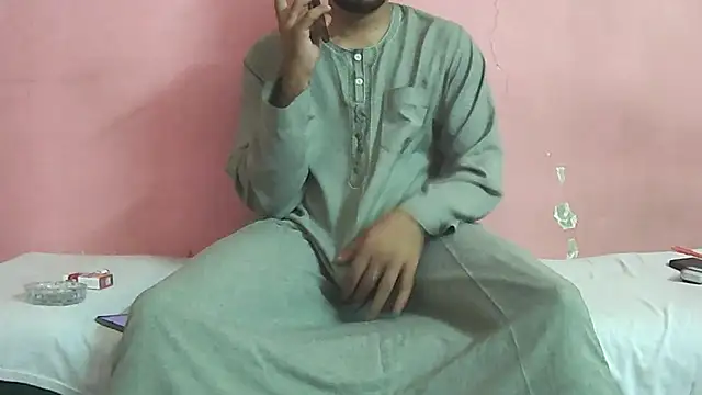 Snapshot of foxsanSs chatting on 09/13/25, 07:24 foxsanSs online show from 09/13/25, 07:24