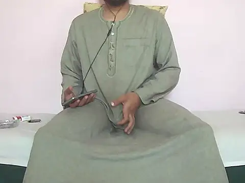 Snapshot of foxsanSs chatting on 10/19/25, 08:26 foxsanSs online show from 10/19/25, 08:26