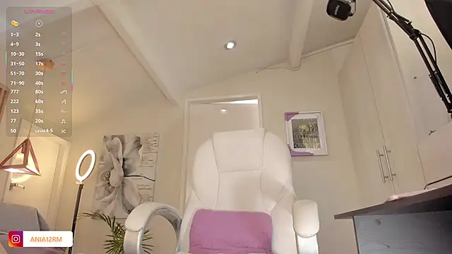 catalinasaiz online show from 11/02/25, 02:19