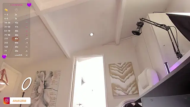 catalinasaiz online show from 01/12/26, 04:23