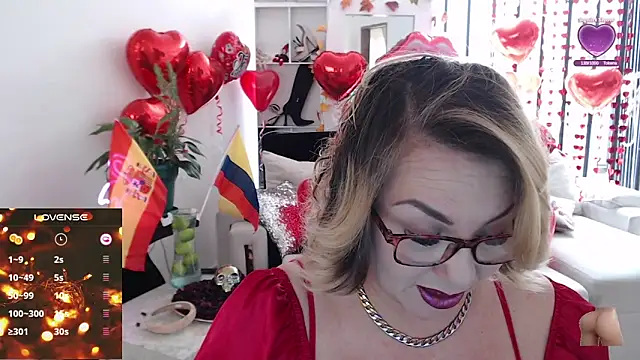 Snapshot of Myrnasexxx chatting on 02/14/25, 05:46 Myrnasexxx online show from 02/14/25, 05:46