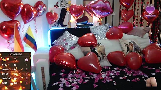 Snapshot of Myrnasexxx chatting on 02/15/25, 04:14 Myrnasexxx online show from 02/15/25, 04:14