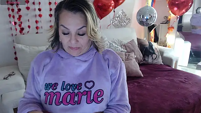 Snapshot of Myrnasexxx chatting on 03/13/25, 12:13 Myrnasexxx online show from 03/13/25, 12:13