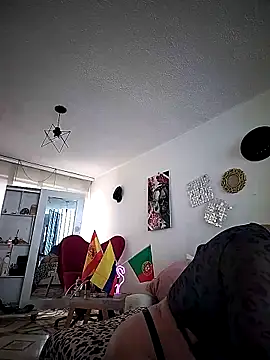 Snapshot of Myrnasexxx chatting on 09/08/25, 02:27 Myrnasexxx online show from 09/08/25, 02:27