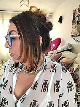 Snapshot of Myrnasexxx chatting on 10/30/25, 04:19 Myrnasexxx online show from 10/30/25, 04:19