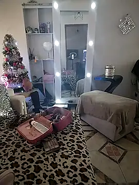 Snapshot of Myrnasexxx chatting on 12/05/25, 03:41 Myrnasexxx online show from 12/05/25, 03:41