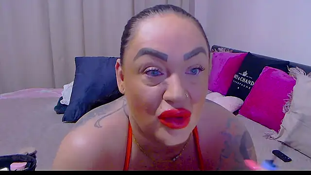 Snapshot of BustyVicky chatting on 02/19/26, 10:28 BustyVicky online show from 02/19/26, 10:28