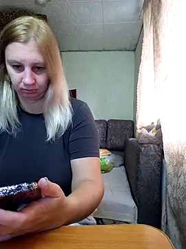 BustyBlond online show from 10/10/25, 01:10