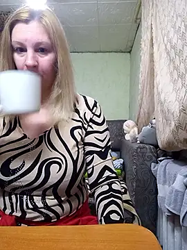 BustyBlond online show from 02/05/26, 04:39