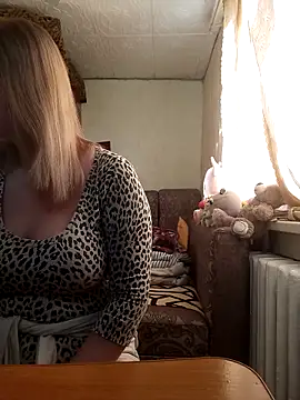 BustyBlond online show from 04/07/26, 04:13