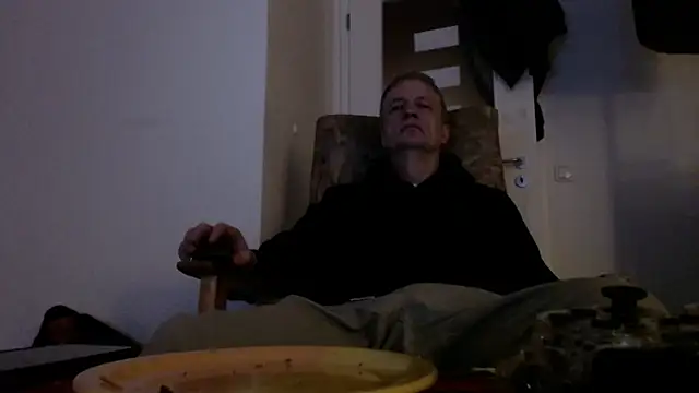 Cordt27 online show from 05/06/26, 07:52