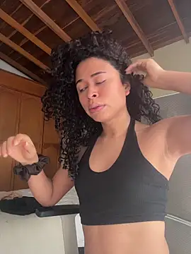 GabriSaenz online show from 02/21/26, 01:56