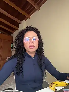 GabriSaenz online show from 03/26/26, 12:44