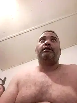 Snapshot of LoveDoves chatting on 11/16/25, 07:30 LoveDoves online show from 11/16/25, 07:30