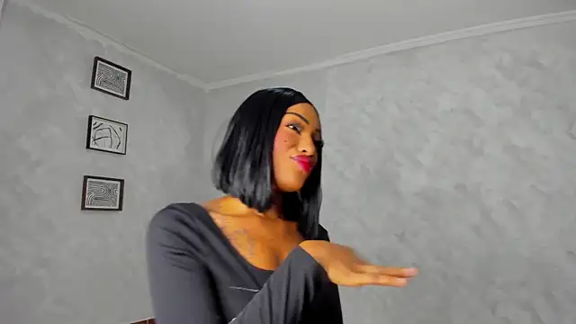 Emattaylor online show from 12/15/25, 11:03