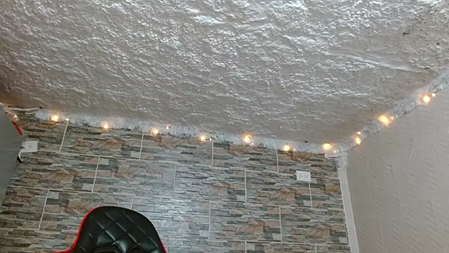 omar alurba online show from 10/17/25, 05:21