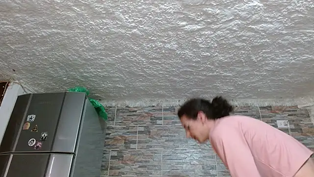 Snapshot of omar_alurba chatting on 01/18/26, 06:01 omar alurba online show from 01/18/26, 06:01