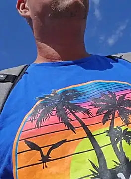 Trucker Hunter online show from 10/12/25, 01:54