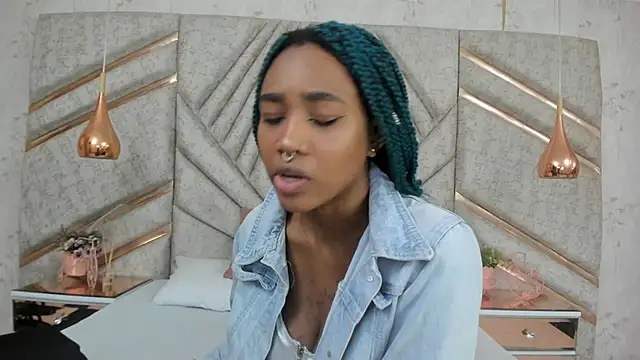 Snapshot of AgataRinaldi chatting on 02/08/25, 07:16 AgataRinaldi online show from 02/08/25, 07:16