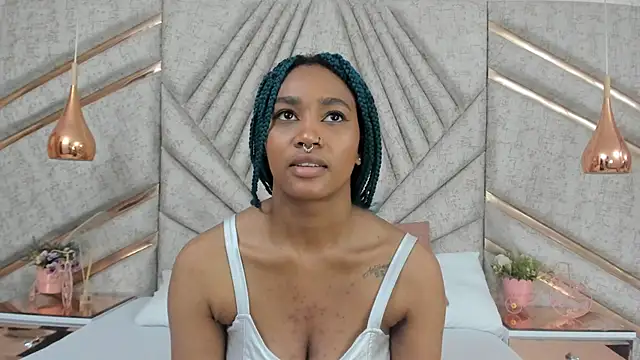 Snapshot of AgataRinaldi chatting on 02/08/25, 10:19 AgataRinaldi online show from 02/08/25, 10:19