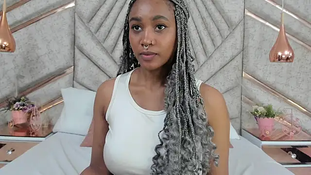 Snapshot of AgataRinaldi chatting on 02/26/25, 01:21 AgataRinaldi online show from 02/26/25, 01:21