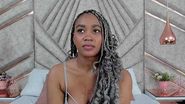 Snapshot of AgataRinaldi chatting on 02/28/25, 02:53 AgataRinaldi online show from 02/28/25, 02:53