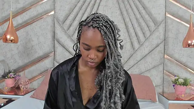 Snapshot of AgataRinaldi chatting on 03/04/25, 11:22 AgataRinaldi online show from 03/04/25, 11:22