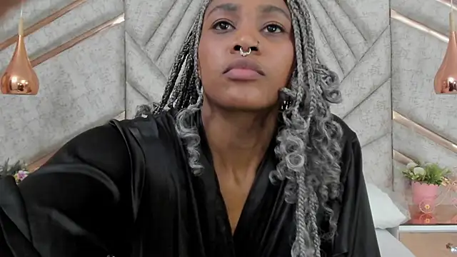 Snapshot of AgataRinaldi chatting on 03/08/25, 03:17 AgataRinaldi online show from 03/08/25, 03:17