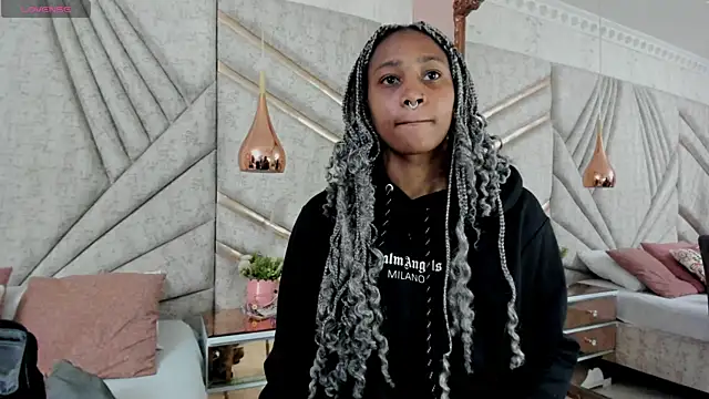 Snapshot of AgataRinaldi chatting on 03/19/25, 08:11 AgataRinaldi online show from 03/19/25, 08:11