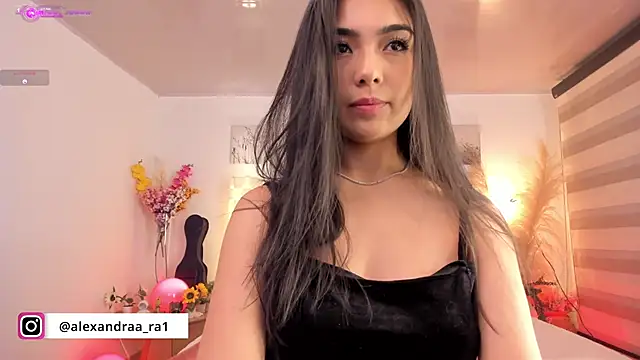Snapshot of Alexandra_ra chatting on 02/06/25, 11:58 Alexandra ra online show from 02/06/25, 11:58