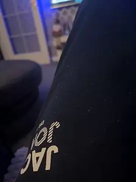 Snapshot of Furdale chatting on 12/17/24, 11:16 Furdale online show from 12/17/24, 11:16