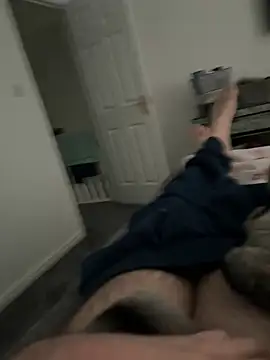 Snapshot of Furdale chatting on 02/05/25, 04:14 Furdale online show from 02/05/25, 04:14