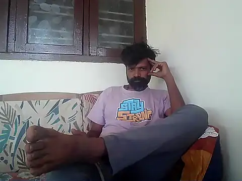 Snapshot of Indiaguy4u chatting on 05/20/26, 08:20 Indiaguy4u online show from 05/20/26, 08:20