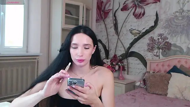 AliciaBow online show from 09/08/25, 02:27